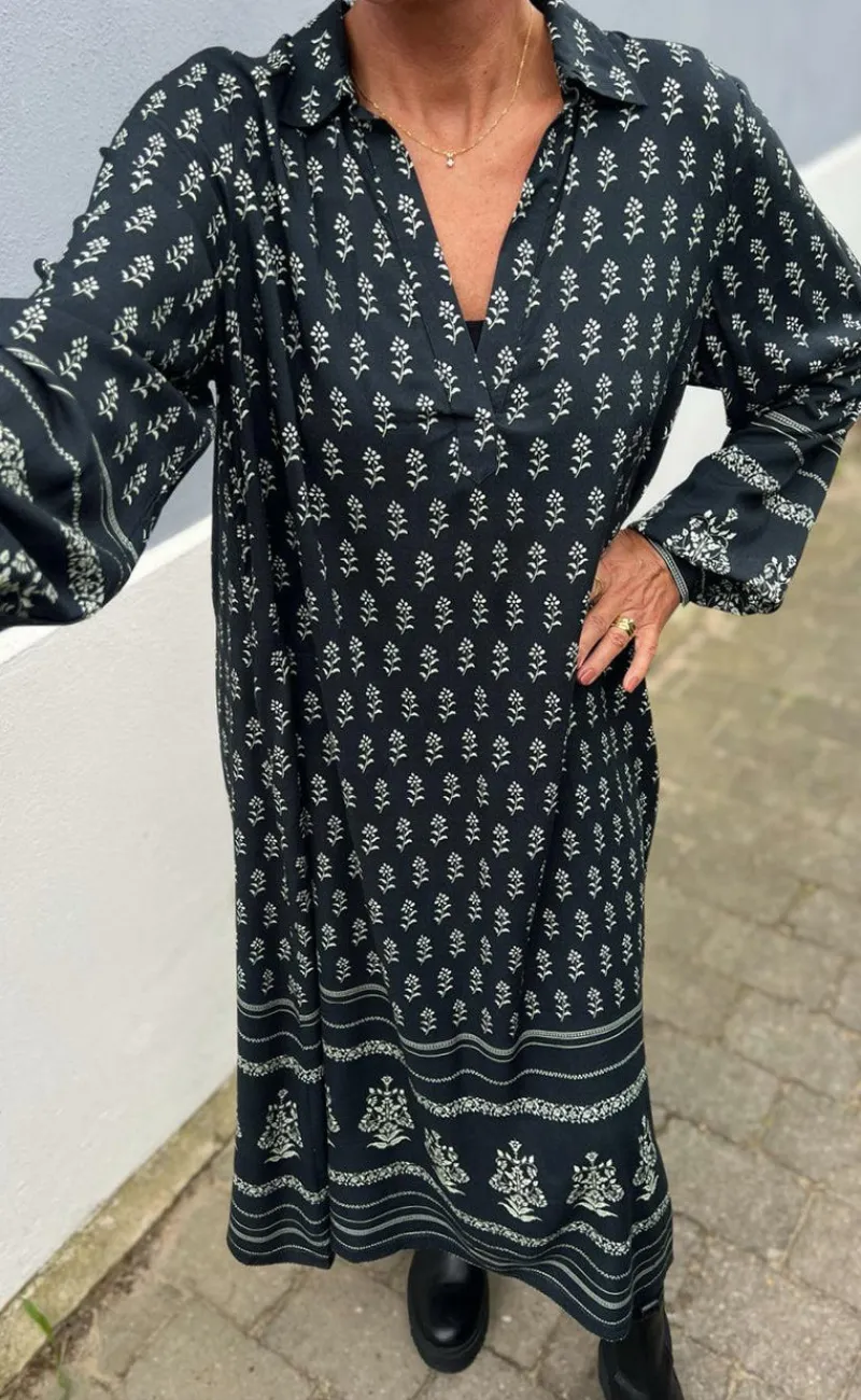 Sale Kjole - Camma - Black W. Print Kjoler