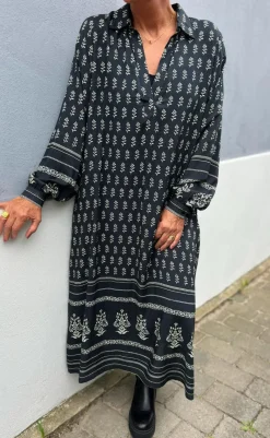 Sale Kjole - Camma - Black W. Print Kjoler