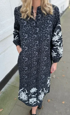 New Kjole - Tilde Long - Grey Leopard Kjoler
