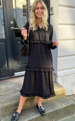 Discount Kjole - Pam - Black Kjoler