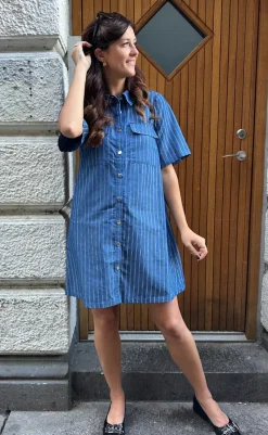 Clearance Kjole - Sif - Denim Blue Pinstripe Kjoler