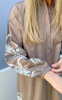 Outlet Kjole - Tilde - Light Brown W. Embroidery Kjoler
