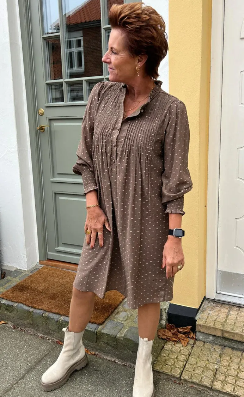 Kjole - Natalia - Dark Brown W. Dots Kjoler