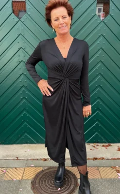 Online Kjole - Mia - Black Kjoler