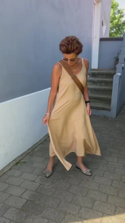 Online Kjole - Klara - Camel Kjoler