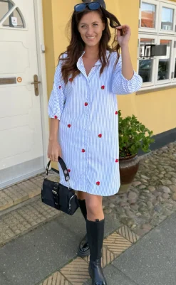 Discount Kjole - Selma - Blue Striped W. Strawberries Kjoler