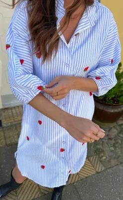 Discount Kjole - Selma - Blue Striped W. Strawberries Kjoler
