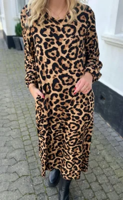 Outlet Kjole - Lia Poplin - Leopard Kjoler