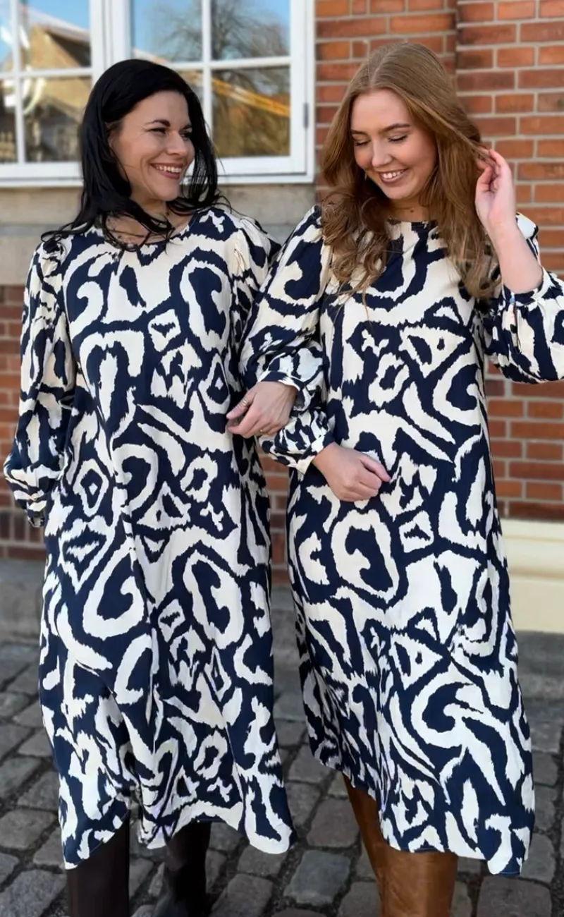 Best Kjole - Nia - Blue Art Kjoler