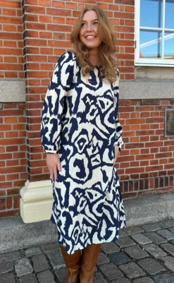 Best Kjole - Nia - Blue Art Kjoler