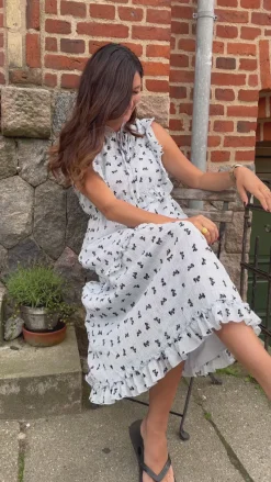 Discount Kjole - Lilja Bow Dress - Light Blue W. Black Bows Kjoler