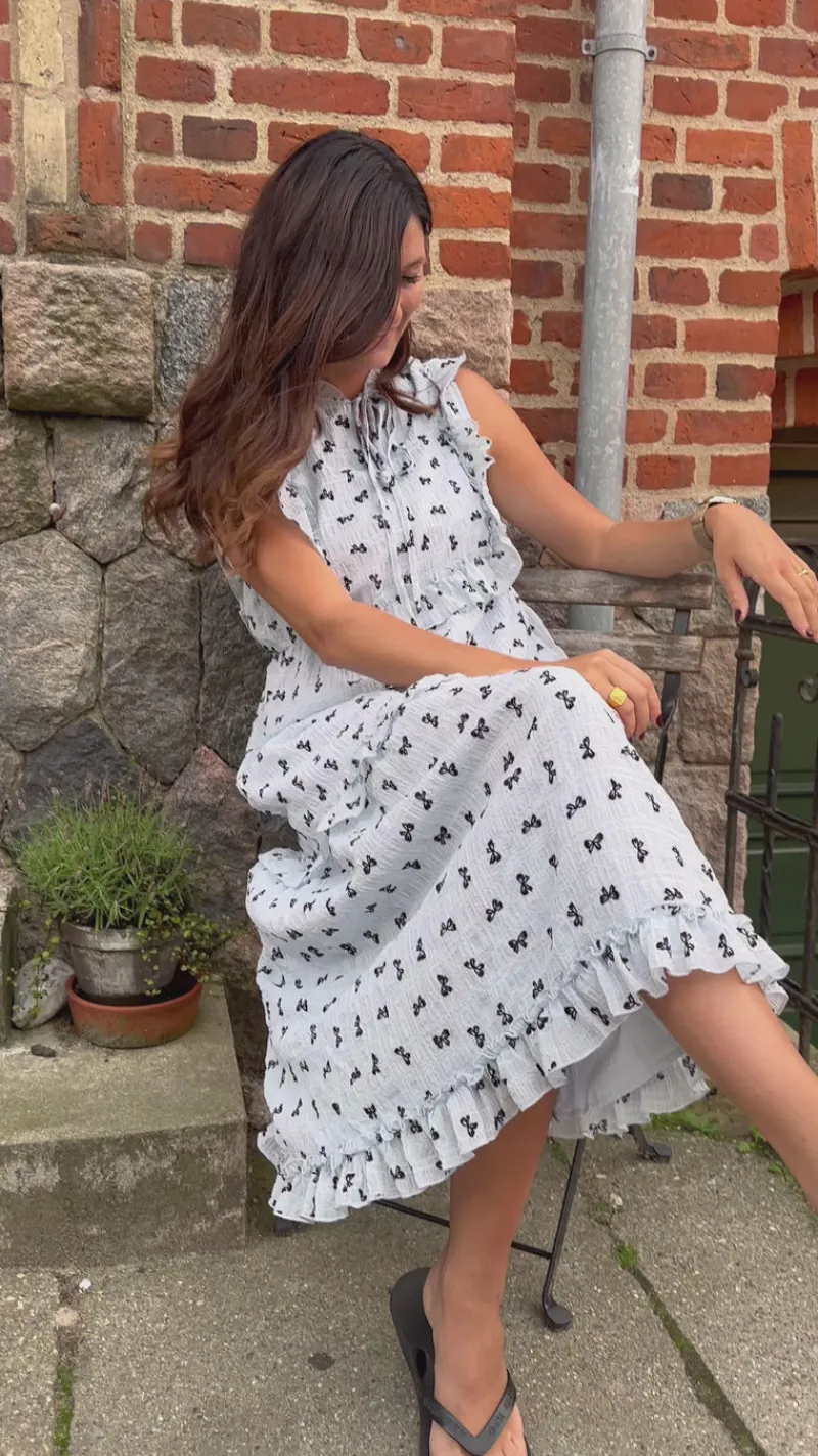 Discount Kjole - Lilja Bow Dress - Light Blue W. Black Bows Kjoler