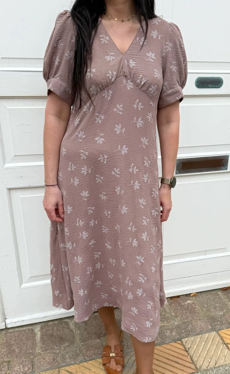 Outlet Kjole - Mirabelle - Camel W. White Flowers Kjoler