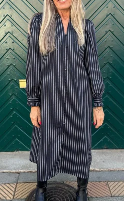 Sale Kjole - Tiki - Black W. White Stripes Kjoler