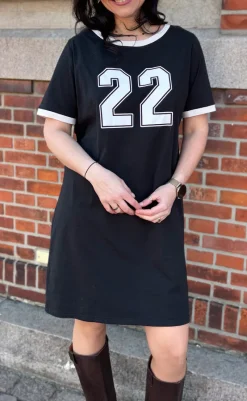 Clearance Kjole - Alva Football - Black W. Off White Kjoler