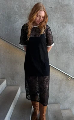 Best Kjole - Susanna Football - Black Lace (vendbar) Kjoler