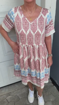 New Kjole - Valentina - Rosy Paisley Kjoler
