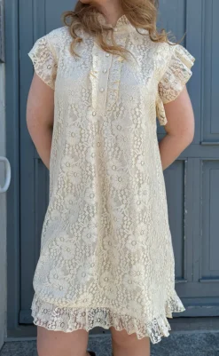 Best Kjole - Pia Lace Summer - Creme Kjoler