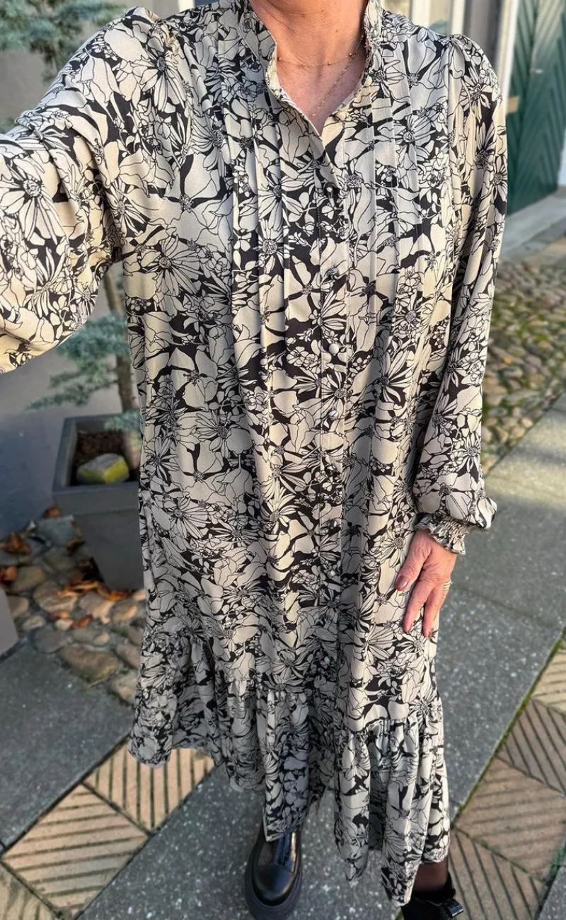 Online Kjole - Aida - Black / Brown Flowers Kjoler