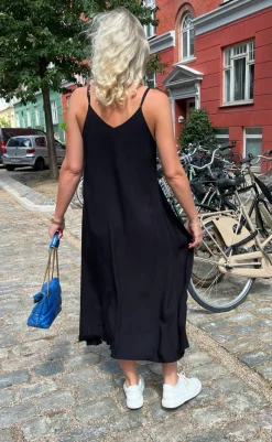 Discount Kjole - Klara - Black Kjoler