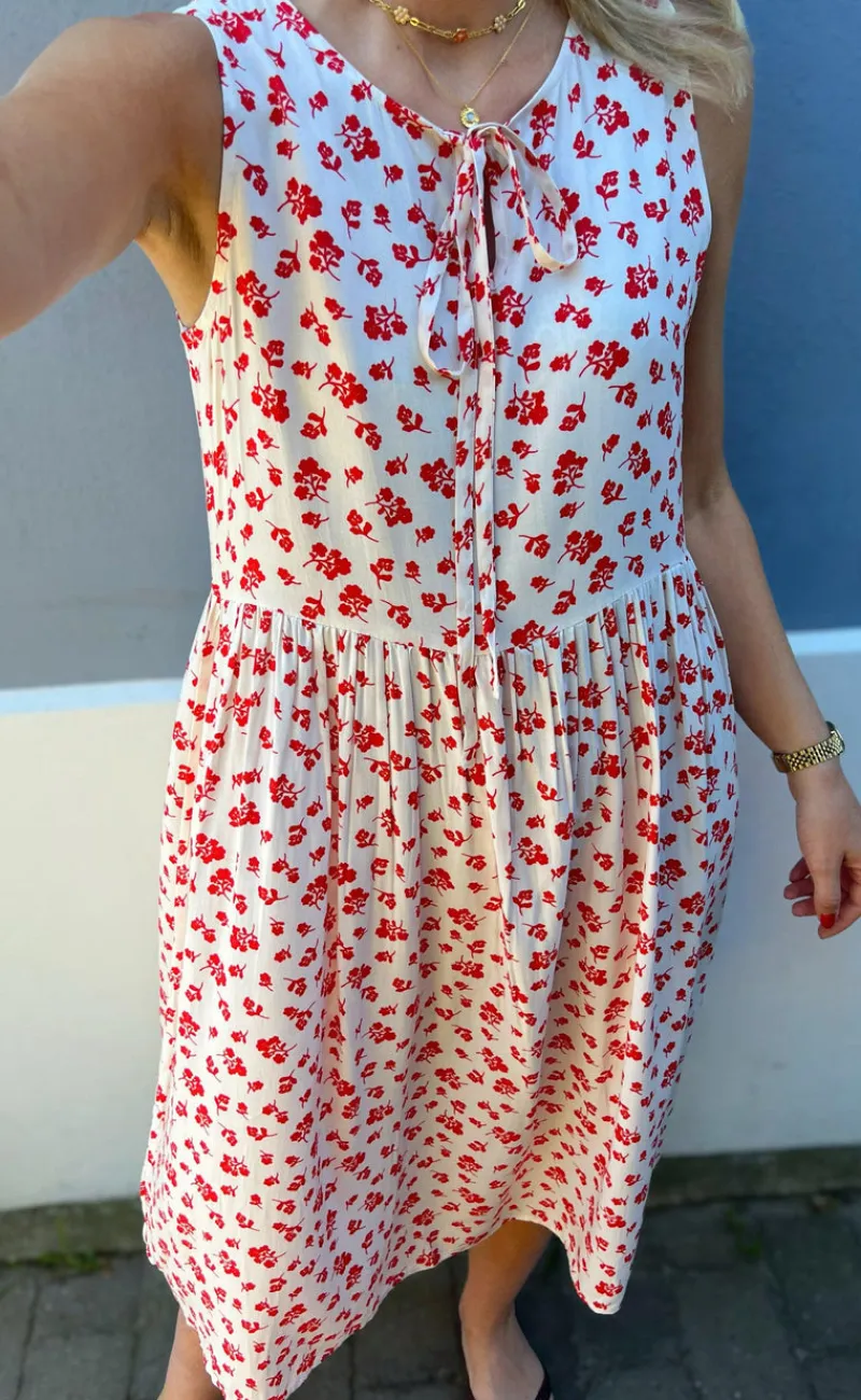 Outlet Kjole - Heidi - White/Red Flowers Kjoler