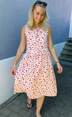 Outlet Kjole - Heidi - White/Red Flowers Kjoler