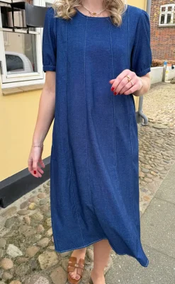 Kjole - Daniella Denim - Denim Blue W. White Stitches Kjoler