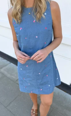 Best Kjole - Naja - Denim Blue w. Flowers Kjoler