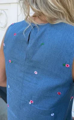 Best Kjole - Naja - Denim Blue w. Flowers Kjoler