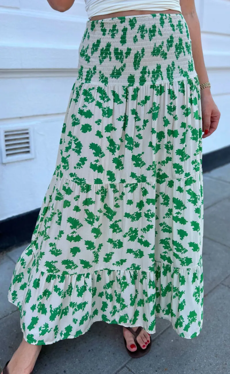 Hot Nederdel - Nikoline - White/Green Flowers Nederdele