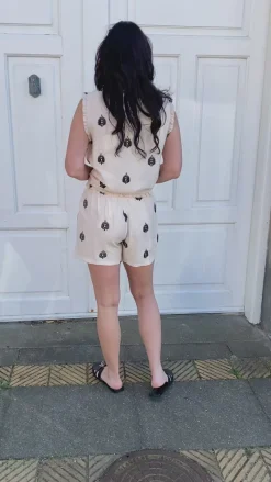 New Shorts - Melania - Blue W. Black Embroidery Shorts