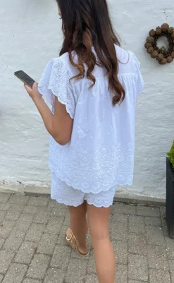 Best Shorts - Line - White Shorts