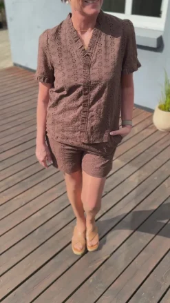 Hot Shorts - Catja - Mocca Broderie Anglaise Shorts