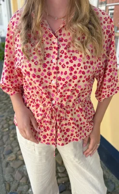Best Skjorte - Liana - Pink / Red Flowers Skjorter|Striktrøjer & Sweat