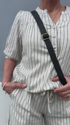 Top - Alba - Off White T-shirts & Toppe