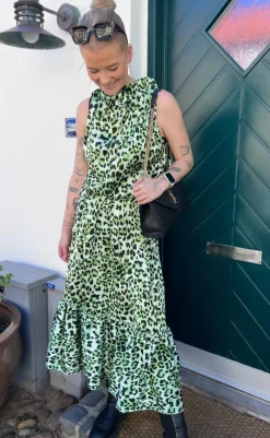 Sale Top - Ellen - Green Leo (vendbar) T-shirts & Toppe