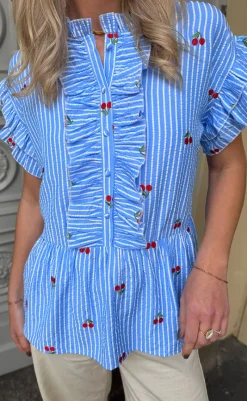 Discount Top - Freya - Blue Striped W. Cherries T-shirts & Toppe