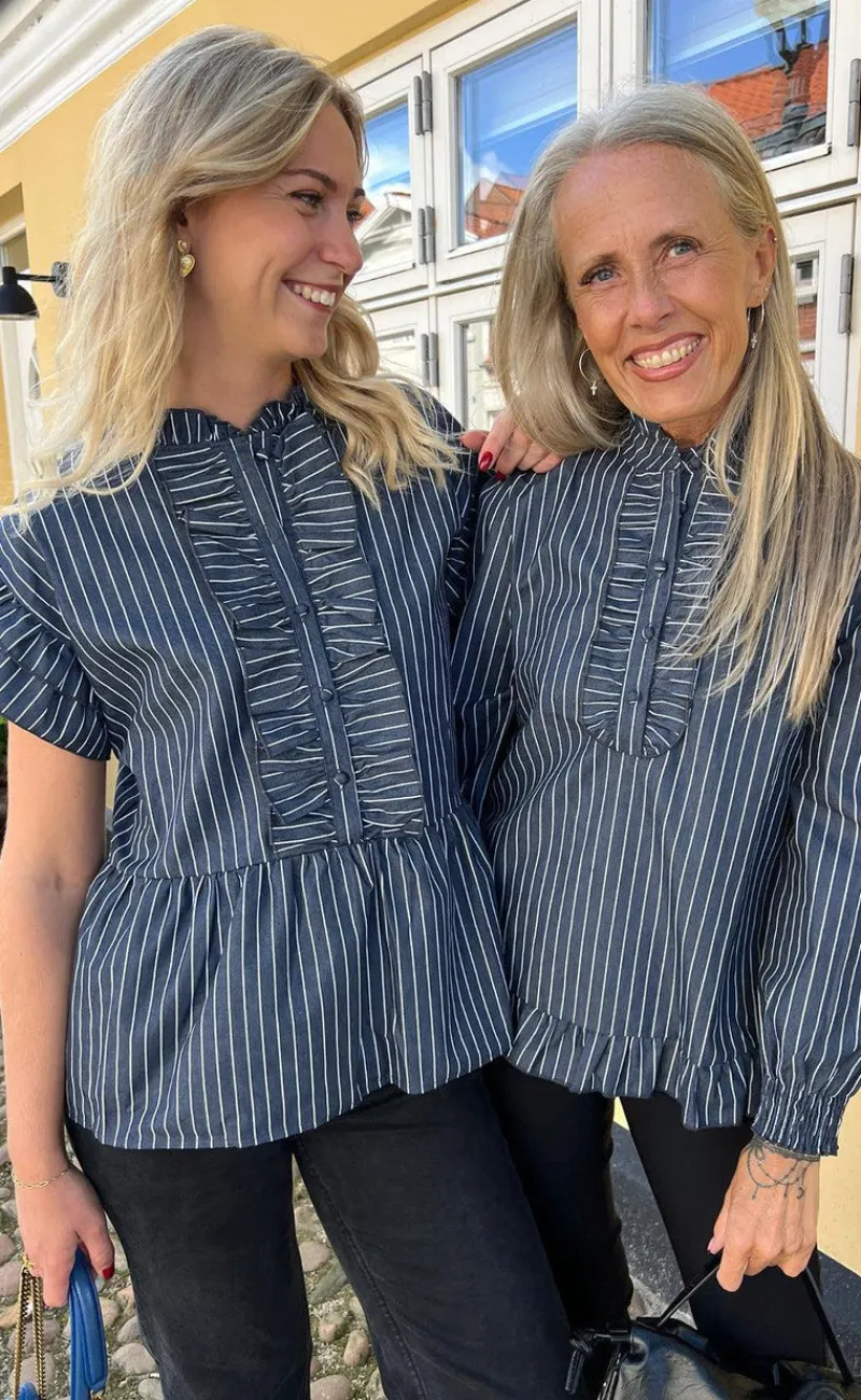 Discount Top - Freya - Denim Blue Pinstripe T-shirts & Toppe