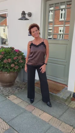 Top - Kiki - Chocolate Leopard T-shirts & Toppe