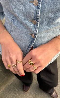 Clearance Ring - Mathilde - Gold Colour Smykker