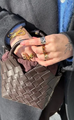 Hot Ring - Emily Big - Gold Colour Smykker