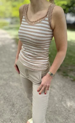 Outlet Tim & Simonsen Top - Isa Rib - Nudo/Bianco T-shirts & Toppe