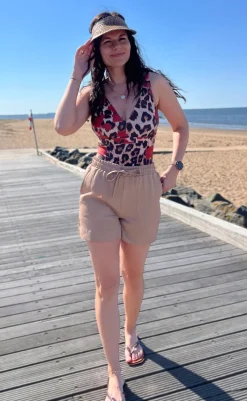 Sale Badedragt - Kathrin - Leo / Red Flowers Badetøj