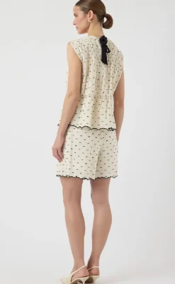 Shorts - Dobby - Gardenia Shorts